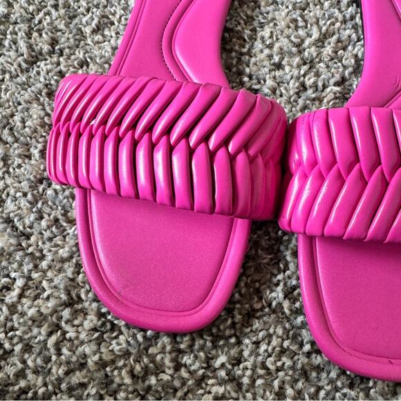 Zara Hot Pink Leather Slip On Sandals Womens 8.5 Beachy Flats Slides Casual - Picture 7 of 7